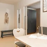 N°37 公寓 *